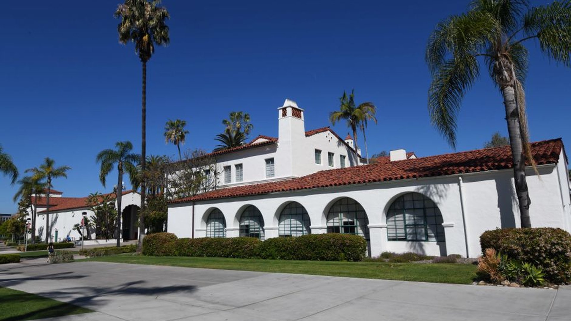 Santa Barbara streets Spanish architecture red til