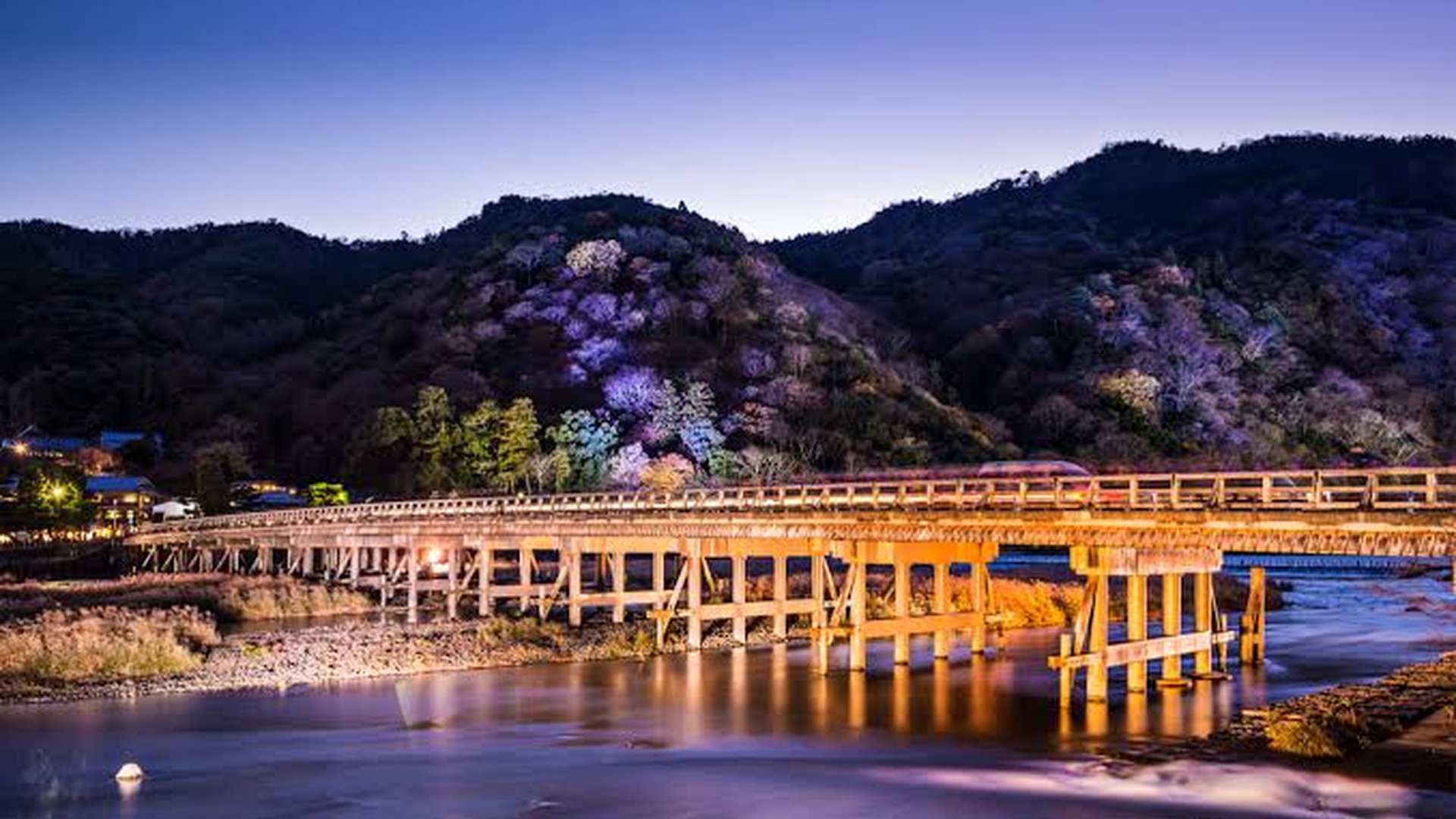 Togetsukyo Bridge Hozu River wooden bridge mountai